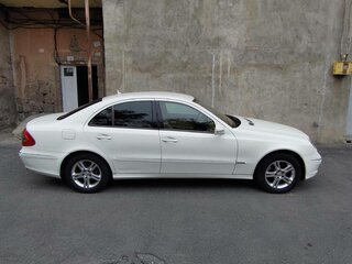 2008 Mercedes-Benz E-Класс 230 III (W211, S211) Рестайлинг, белый, 1000000 рублей, вид 3