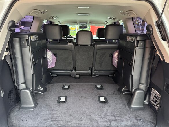 2015 Toyota Land Cruiser 200 Series Рестайлинг 2, белый, 5750000 рублей - вид 20