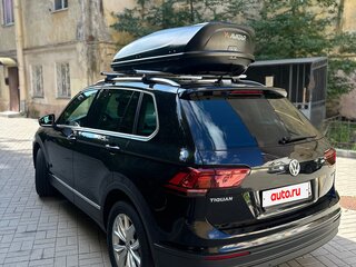 2020 Volkswagen Tiguan II, чёрный, 2100000 рублей, вид 3