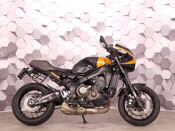 2022 Yamaha XSR900, чёрный, 927000 рублей - вид 2