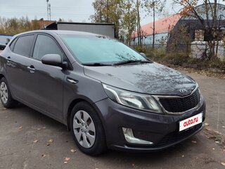 2014 Kia Rio 6-speed III, серый, 970000 рублей, вид 2
