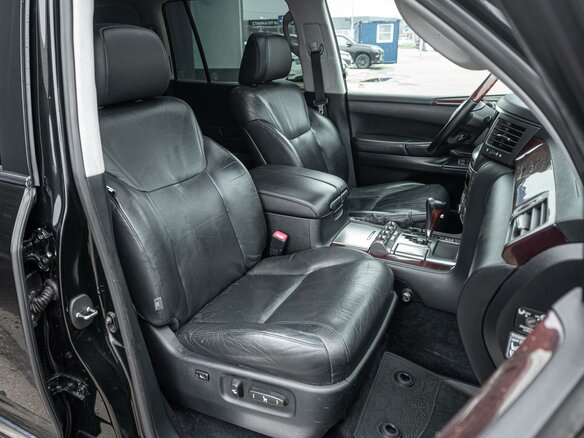 2011 Lexus LX 570 III, чёрный, 2890000 рублей - вид 7