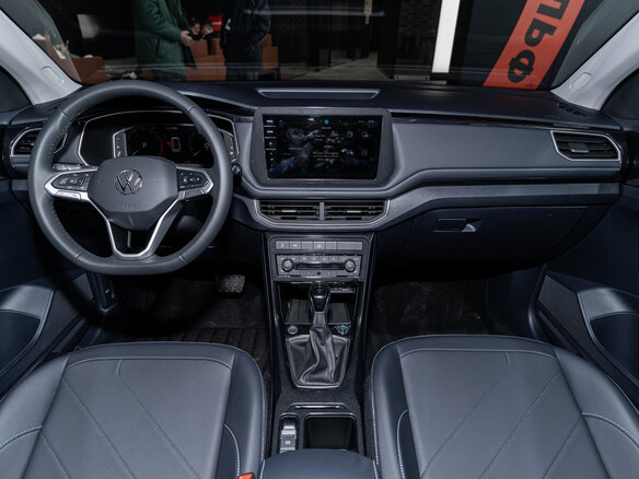 2025 Volkswagen Tharu XR 300 TSI, серый, 3310000 рублей - вид 5