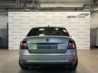 2019 Skoda Octavia III (A7) Рестайлинг, белый, 1739000 рублей, вид 4