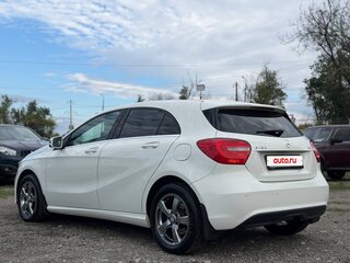2013 Mercedes-Benz A-Класс 200 CDI III (W176), белый, 2000000 рублей, вид 4