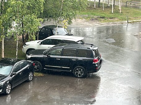 2015 Toyota Land Cruiser 200 Series Рестайлинг 2, чёрный, 5200000 рублей, вид 4