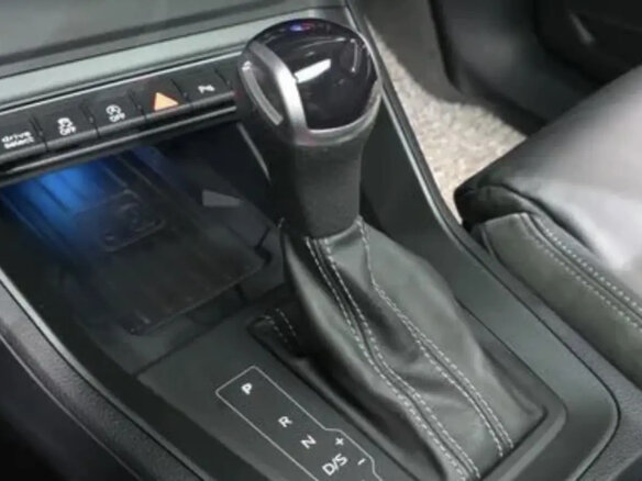 2022 Audi Q3 35 TDI II (F3), белый, 2400000 рублей - вид 16