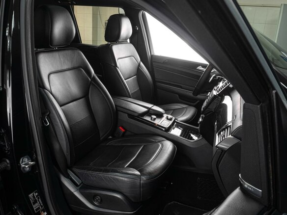 2018 Mercedes-Benz GLS 400 I (X166), чёрный, 5099000 рублей - вид 10