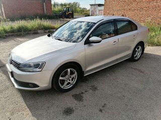 2014 Volkswagen Jetta VI, серебристый, 1050000 рублей, вид 1