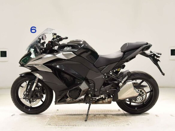 2017 Kawasaki Ninja 1000, чёрный, 999000 рублей