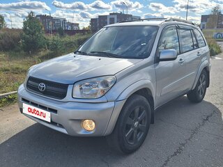 2005 Toyota RAV4 II (XA20) Рестайлинг, серебристый, 695000 рублей, вид 1