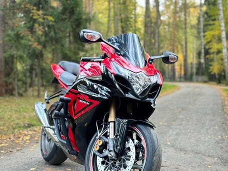 2009 Suzuki GSX-R 1000, чёрный, 900000 рублей, вид 2