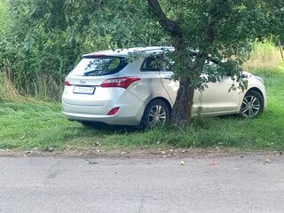 2013 Hyundai i30 II, серебристый, 900000 рублей, вид 2