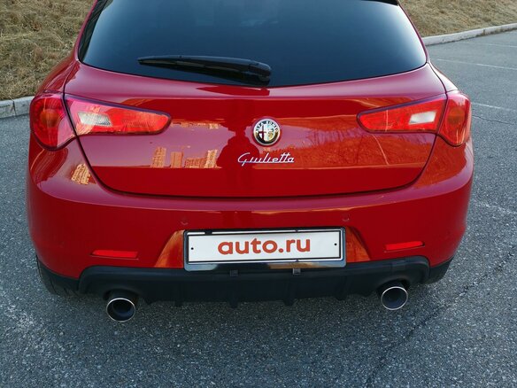2012 Alfa Romeo Giulietta III, красный, 1300000 рублей - вид 4