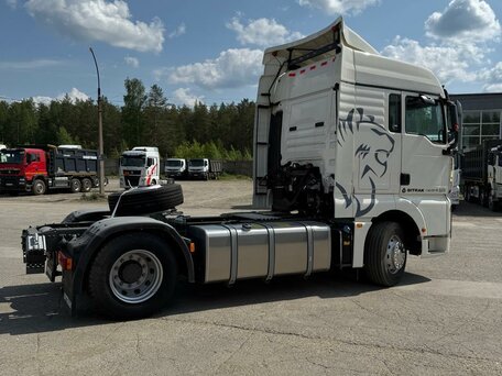 2024 Sinotruk Sitrak C7H, белый, 8300000 рублей, вид 4