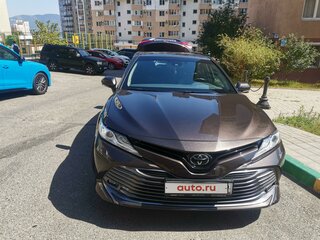 2020 Toyota Camry VIII (XV70), коричневый, 2500000 рублей, вид 1