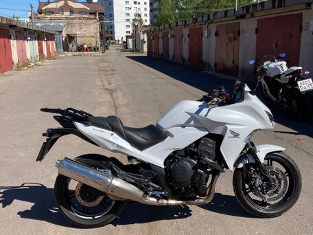 2010 Honda CBF 1000, белый, 749900 рублей, вид 3