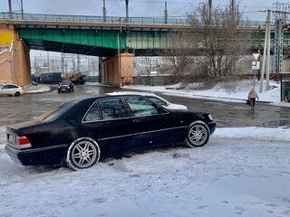 1997 Mercedes-Benz S-Класс 320 III (W140) Рестайлинг, чёрный, 1150000 рублей, вид 4