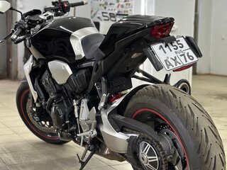 2018 Honda CB 1000R, чёрный, 1300000 рублей, вид 2