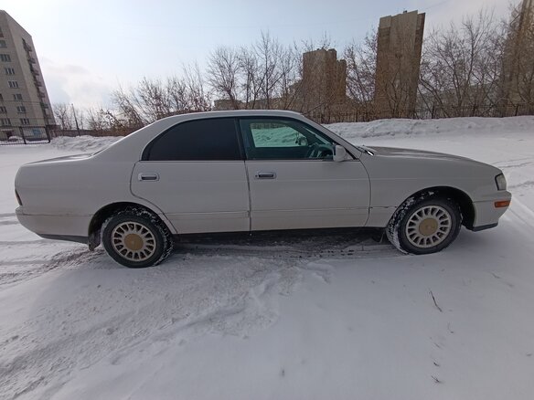 1992 Toyota Crown IX (S140), белый, 405000 рублей - вид 8