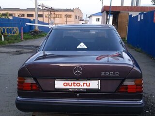 1993 Mercedes-Benz W124 250, фиолетовый, 420000 рублей, вид 4