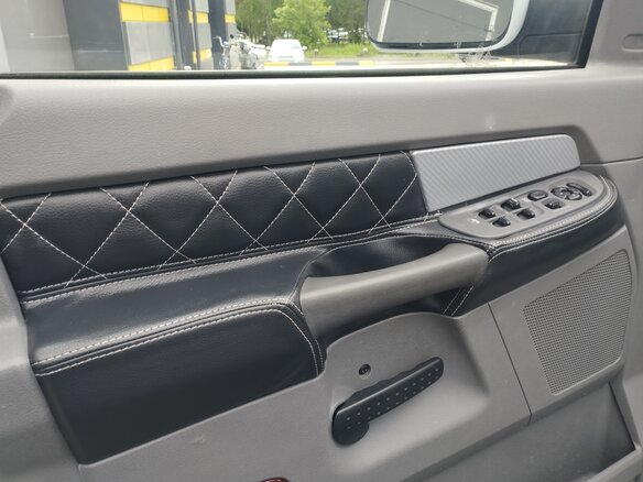 2008 Dodge RAM III (DR/DH), белый, 2300000 рублей - вид 20