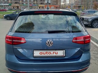 2018 Volkswagen Passat DSG7 B8, голубой, 2450000 рублей, вид 5