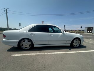 1998 Mercedes-Benz E-Класс 430 II (W210, S210), белый, 1200000 рублей, вид 4