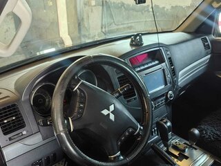 2012 Mitsubishi Pajero IV Рестайлинг 1, чёрный, 2400000 рублей, вид 5
