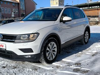 2018 Volkswagen Tiguan II, белый, 1890000 рублей, вид 3
