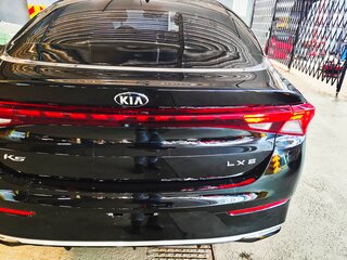 2020 Kia K5 III, чёрный, 2550000 рублей, вид 5