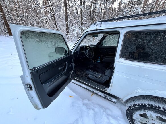 2013 Lada (ВАЗ) 2121 (4x4) I Рестайлинг, белый, 500000 рублей - вид 11