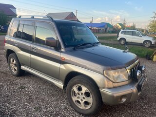 1998 Mitsubishi Pajero iO, серый, 610000 рублей, вид 4