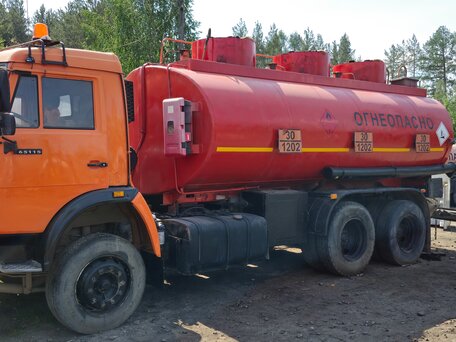 2013 КамАЗ 65115, красный, 1600000 рублей, вид 1