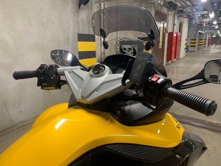 2009 BRP Can-Am Spyder, жёлтый, 975000 рублей, вид 5