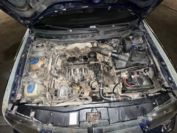 2001 Volkswagen Bora I, синий, 200000 рублей - вид 6