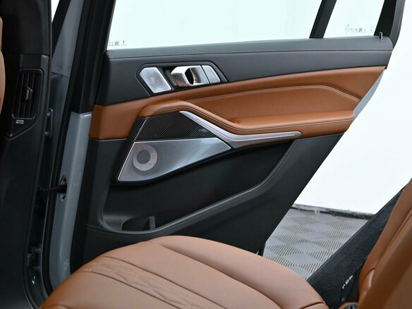2026 BMW X7 40d I (G07) Рестайлинг, серый, 18600000 рублей - вид 29