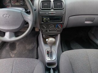 2005 Hyundai Accent ТагАЗ II, серый, 360000 рублей, вид 4