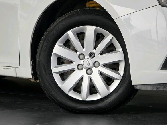 2012 Chevrolet Cruze I, белый - вид 24