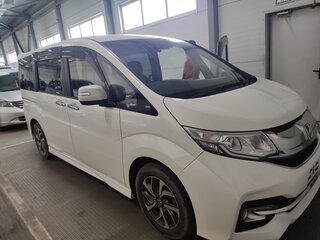2015 Honda Stepwgn Spada V, белый, 1720000 рублей, вид 2