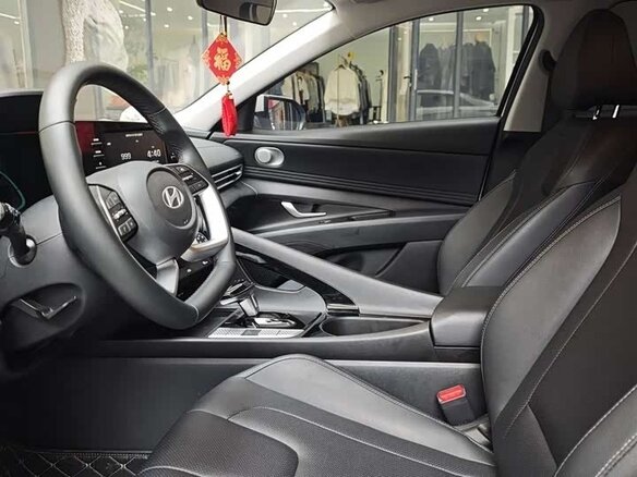 2023 Hyundai Elantra N Line VII (CN7) Рестайлинг, белый, 1649000 рублей - вид 7