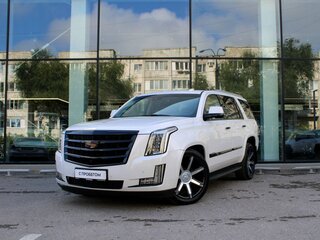 Cadillac Escalade IV