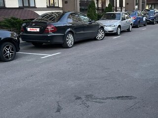 2005 Mercedes-Benz E-Класс 320 III (W211, S211), чёрный, 1200000 рублей, вид 2