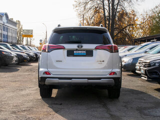 2018 Toyota RAV4 IV (XA40) Рестайлинг, белый, 2669000 рублей, вид 5