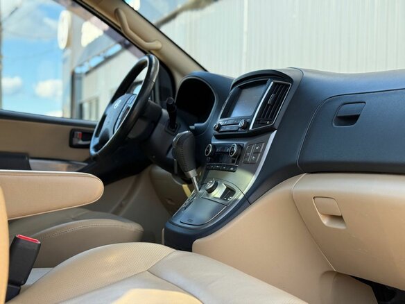 2018 Hyundai Grand Starex I Рестайлинг 2, чёрный - вид 30