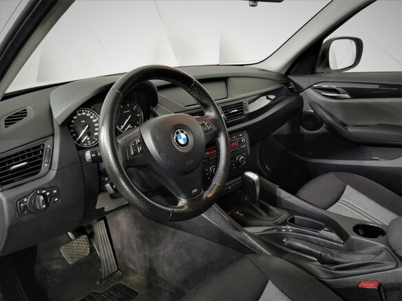 2012 BMW X1 18i I (E84), белый, 1345000 рублей - вид 11