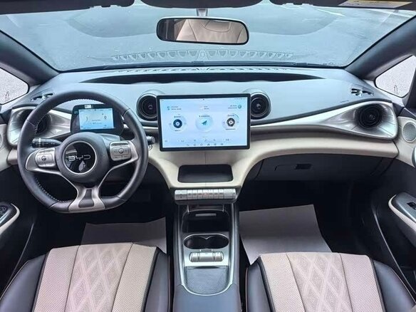 2026 BYD Dolphin 44.9 kWh I, голубой - вид 4