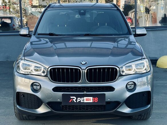 2018 BMW X5 30d III (F15), серый, 4499000 рублей - вид 3