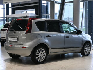 2012 Nissan Note I Рестайлинг, серебристый, 595000 рублей, вид 5
