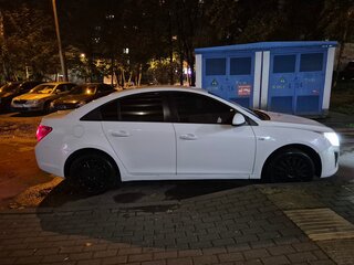2013 Chevrolet Cruze I Рестайлинг, белый, 630000 рублей, вид 4